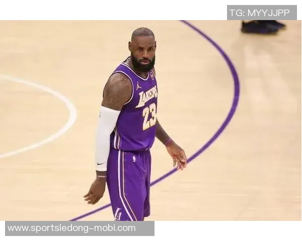 夸梅批评詹姆斯自我塑造完美形象称其虚伪侮辱人性